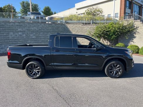 Used 2021 Honda Ridgeline Sport image 3