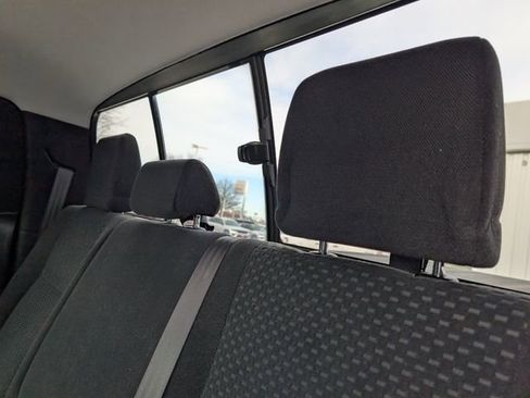 Used 2013 Toyota Tundra 4x4 Double Cab w/ Tow Pkg image 20