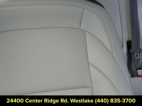 New 2026 Lincoln Nautilus Premier AWD/4WD image 16
