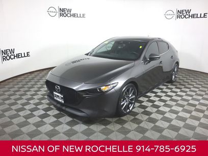 Used 2019 MAZDA MAZDA3 Hatchback w/ Preferred Package