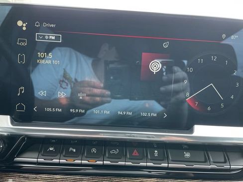 Used 2025 GMC Sierra 1500 Elevation w/ Elevation Premium Package AWD/4WD image 16