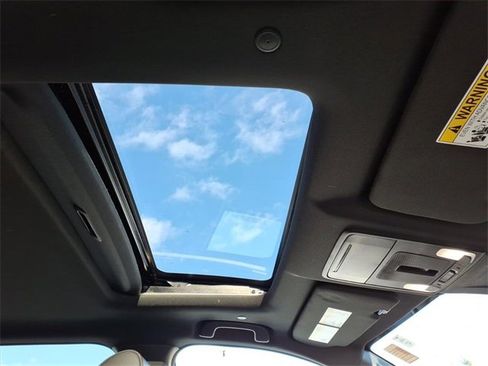 Used 2023 Honda CR-V Sport Touring image 7