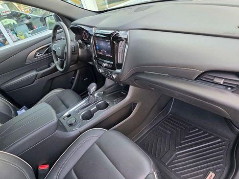 Certified 2023 Chevrolet Traverse Premier w/ Redline Edition image 24