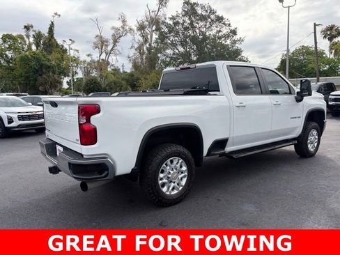 Used 2023 Chevrolet Silverado 2500 LT AWD/4WD image 6