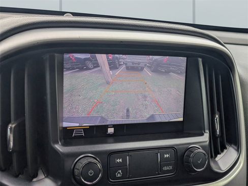 Used 2019 GMC Canyon SLT w/ Driver Alert Package image 21