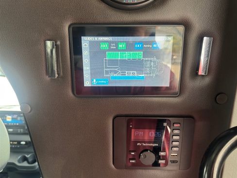 Used 2022 Mercedes-Benz Sprinter 3500 image 24