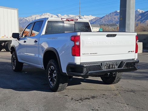 Used 2023 Chevrolet Silverado 1500 ZR2 w/ Technology Package image 5