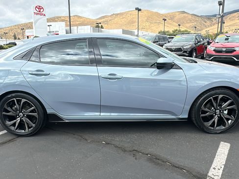 Used 2019 Honda Civic Sport image 2