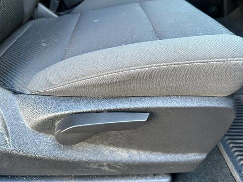 Used 2018 Chevrolet Silverado 1500 LT w/ LT Eassist Package image 22