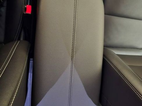 Used 2023 GMC Terrain SLT w/ Elevation Edition image 25