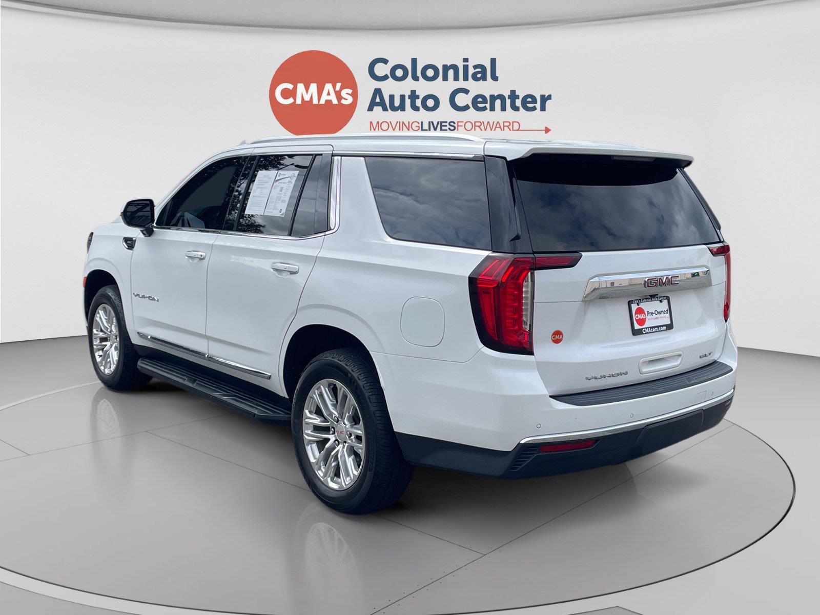 Used 2021 GMC Yukon SLT AWD/4WD image 3