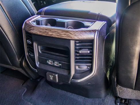 Used 2019 RAM 1500 Laramie image 26