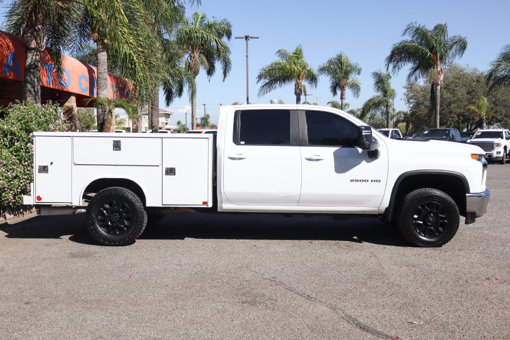 Used 2022 Chevrolet Silverado 2500 LT w/ Convenience Package AWD/4WD image 11