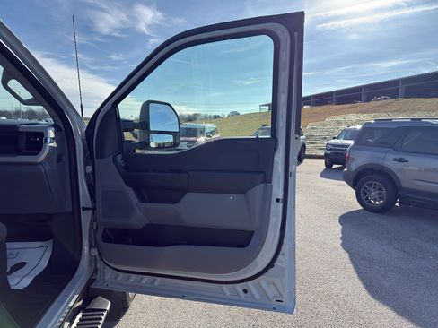 New 2026 Ford F450 XL w/ FX4 Off-Road Package image 14