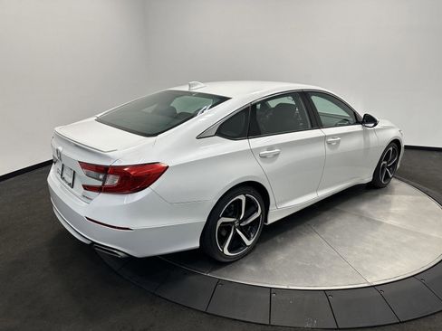Used 2019 Honda Accord Sport image 7