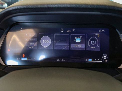 Used 2023 Jeep Grand Cherokee Laredo image 22