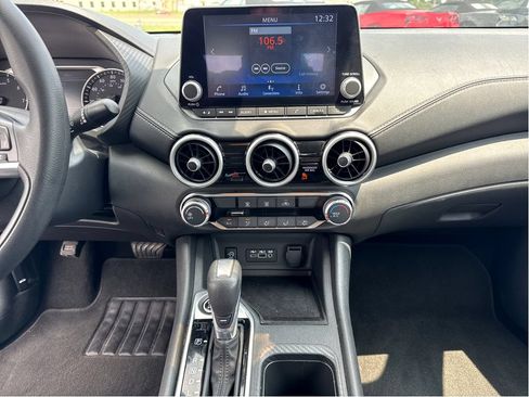 Used 2025 Nissan Sentra SV FWD image 19