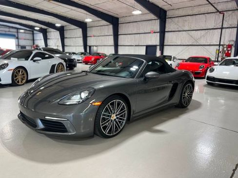 Used 2017 Porsche 718 Boxster image 74
