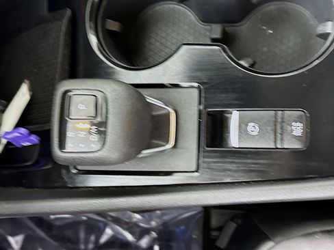 Used 2022 Nissan Rogue SV w/ SV Premium Package image 20