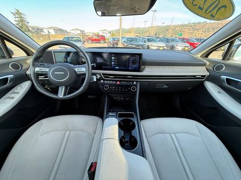 Used 2025 Hyundai Sonata SEL image 13