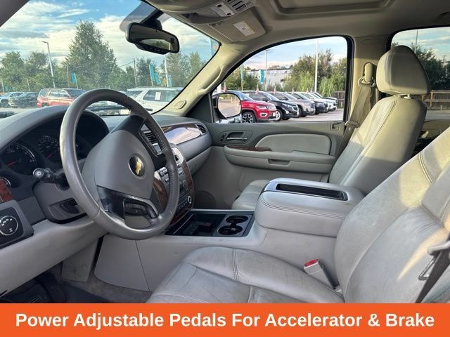 Used 2007 Chevrolet Tahoe LT w/ LT Preferred Equipment Group AWD/4WD image 12