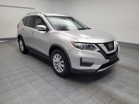 Used 2020 Nissan Rogue SV FWD image 13