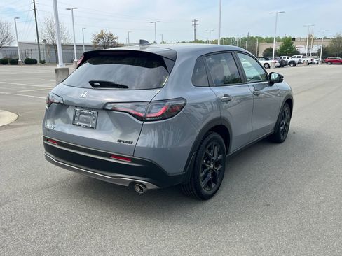 Used 2023 Honda HR-V Sport image 4