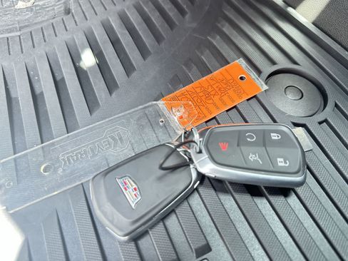 Used 2024 Cadillac XT5 Premium Luxury FWD image 26