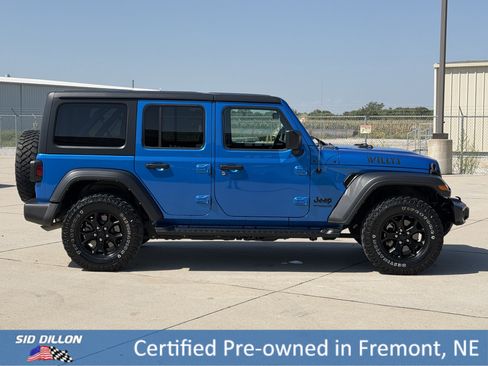 Used 2021 Jeep Wrangler Unlimited Sport AWD/4WD image 3