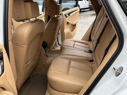 Used 2015 Porsche Macan S image 21