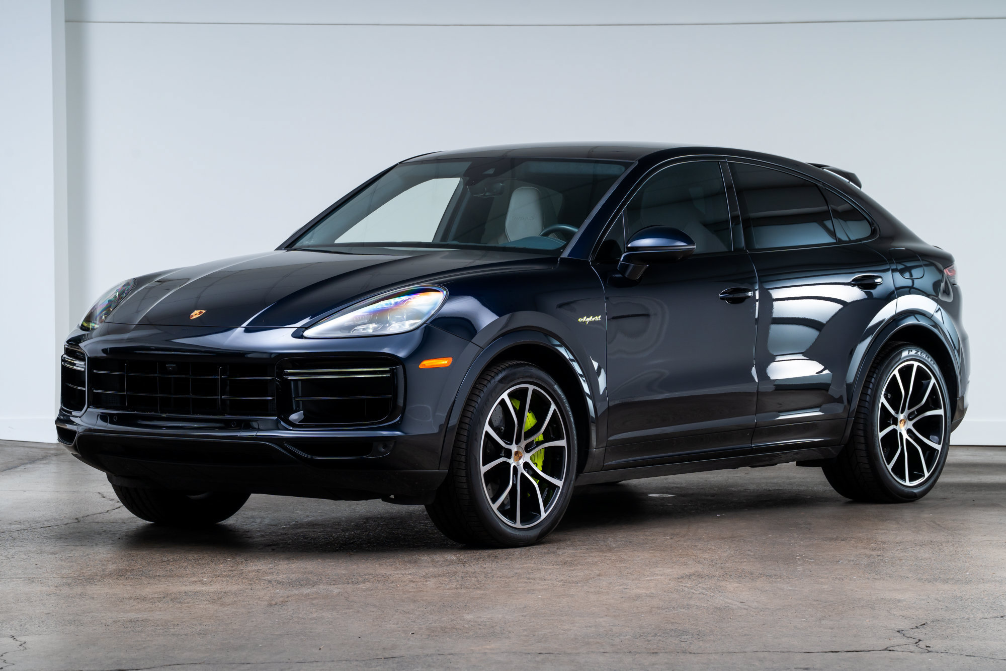 Used 2020 Porsche Cayenne Turbo S AWD/4WD image 3