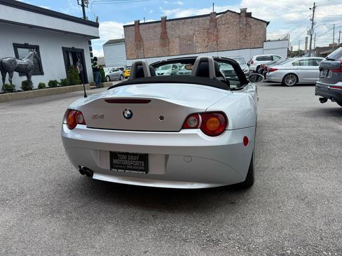 Used 2003 BMW Z4 3.0i RWD image 3