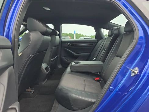 Used 2018 Honda Accord Sport image 36