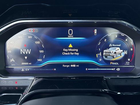 Used 2025 Chevrolet Silverado 2500 LT w/ Convenience Package image 27