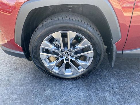 Used 2023 Toyota RAV4 Limited image 8