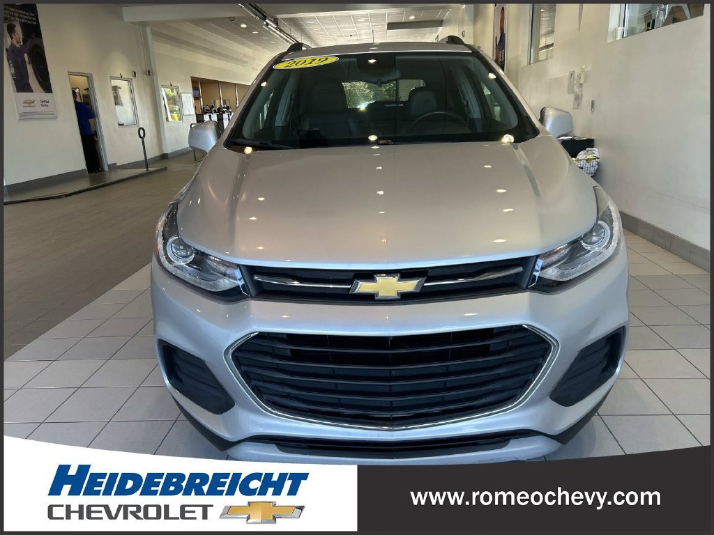 Used 2019 Chevrolet Trax LT w/ LT Convenience Package AWD/4WD image 39
