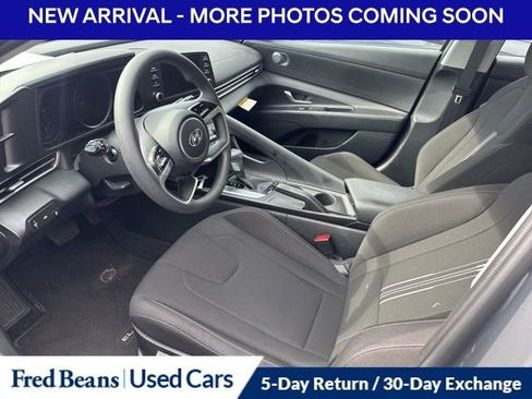 Used 2023 Hyundai Elantra SEL image 8