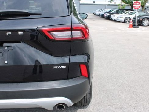 Used 2023 Ford Escape Active AWD/4WD image 43