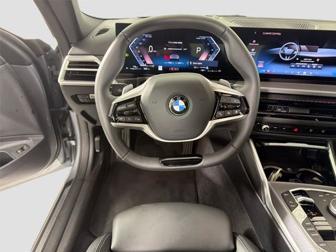 Certified 2026 BMW 430i xDrive Convertible AWD/4WD image 19