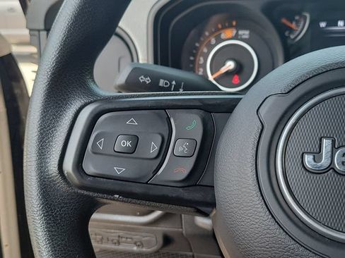 Used 2024 Jeep Wrangler Sport AWD/4WD image 20
