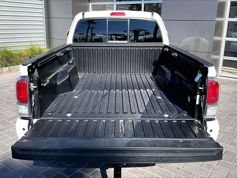Used 2023 Toyota Tacoma TRD Sport image 35