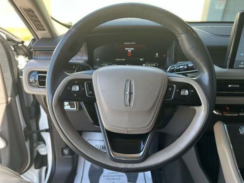 Used 2023 Lincoln Aviator Reserve w/ Equipment Group 201A AWD/4WD image 15