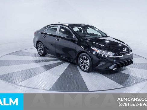 Used 2024 Kia Forte LXS FWD image 14
