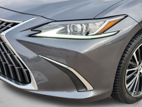 Used 2024 Lexus ES 350 w/ Premium Package FWD image 38