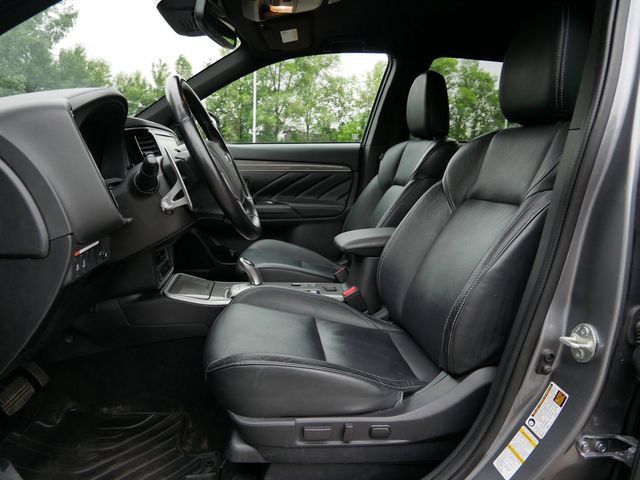 Used 2022 Mitsubishi Outlander SEL AWD/4WD image 14