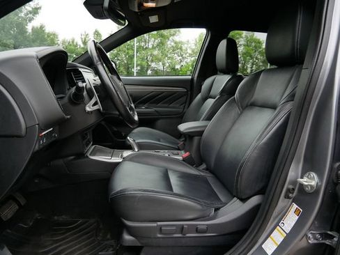 Used 2022 Mitsubishi Outlander SEL AWD/4WD image 14