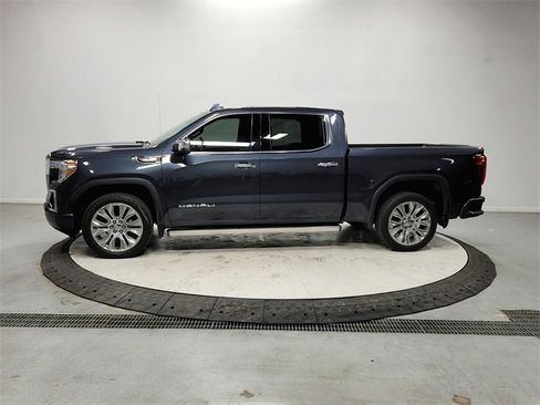 Used 2022 GMC Sierra 1500 Denali w/ Denali Reserve Package image 4