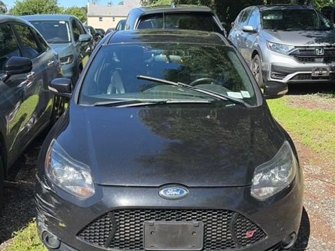 Used 2014 Ford Focus ST w/ Equipment Group 202A FWD image 1
