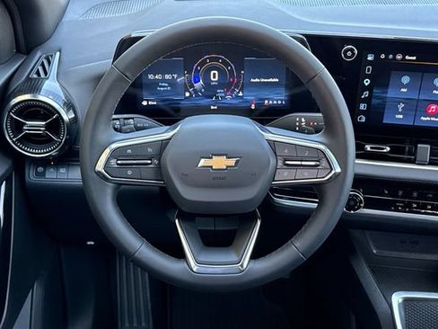 New 2027 Chevrolet Equinox LT FWD image 22
