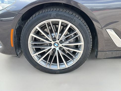 Used 2019 BMW 530i xDrive w/ Convenience Package AWD/4WD image 41